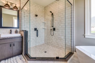 Elegant Bathroom Glass Shower